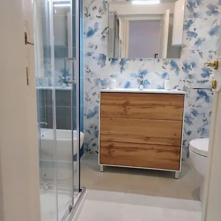 アパート Casa Caprilu カプリ