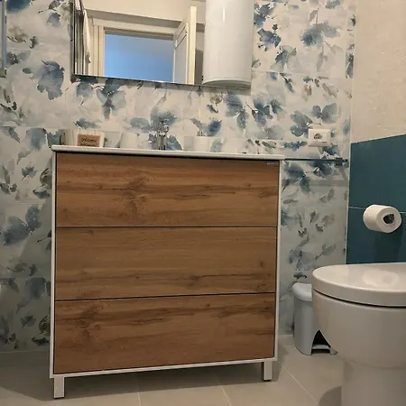 Casa Caprilu アパート